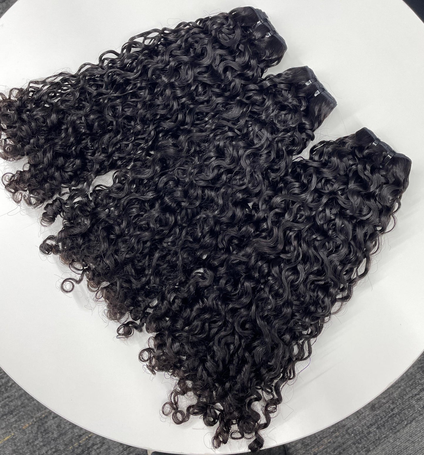 3 BUNDLES + 13x6 HD Lace (Hiper-Realista) Curly